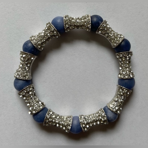 Hand Crafted Silver Diamond and Blue Glass Bead Bracelet - Picture 5 of 10